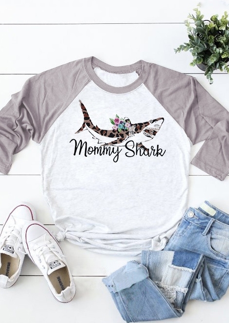 

Mommy Shark O-Neck Baseball T-Shirt Tee, White, 436558