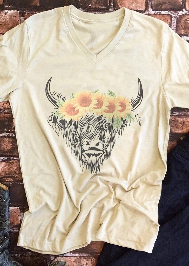 

Steer Skull Floral V-Neck T-Shirt Tee, Cream, 438383