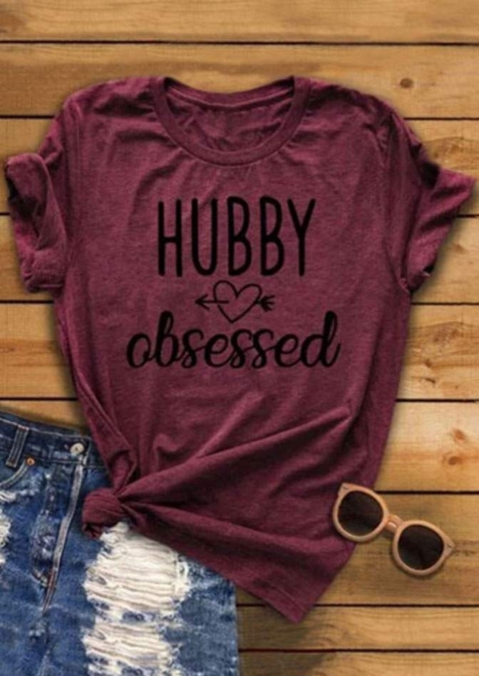 T-shirts Tees Hubby Obsessed Heart Arrow T-Shirt Tee - Plum in Red. Size: S