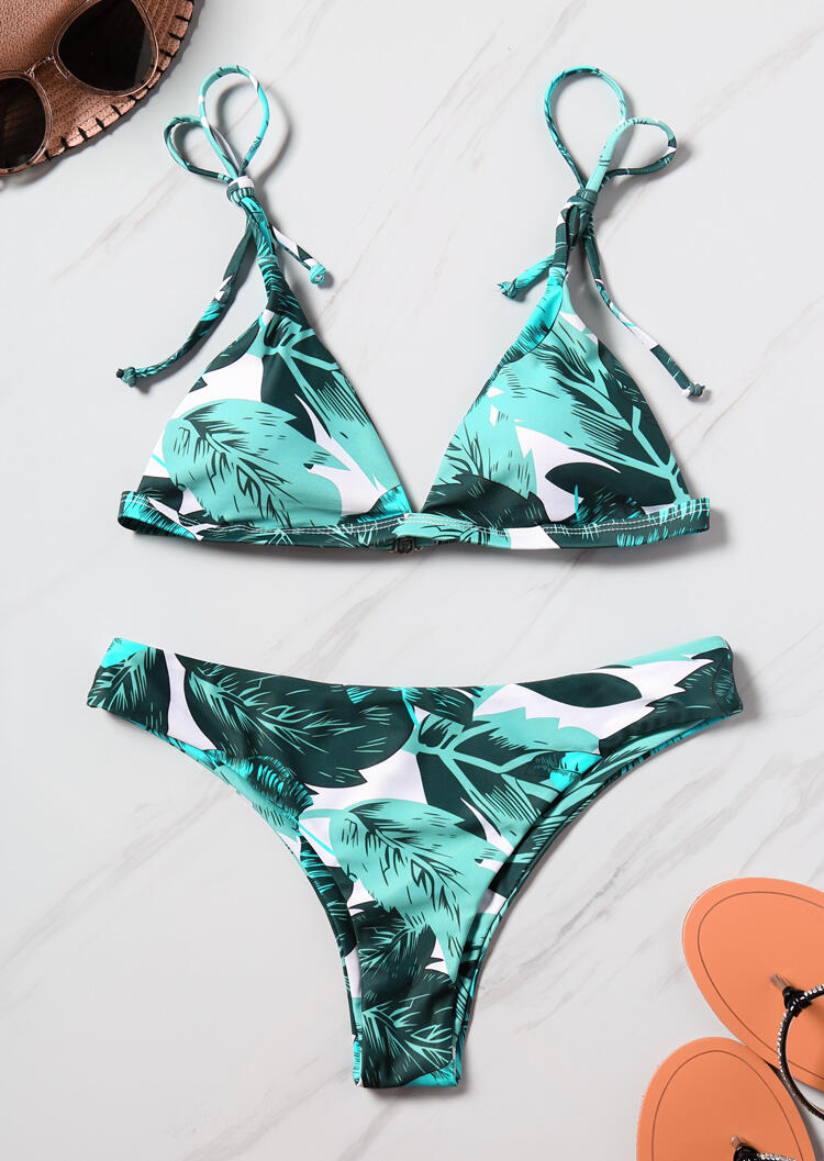 

Bikini Sets Leaf Halter Bikini Set in Dark Green. Size: M