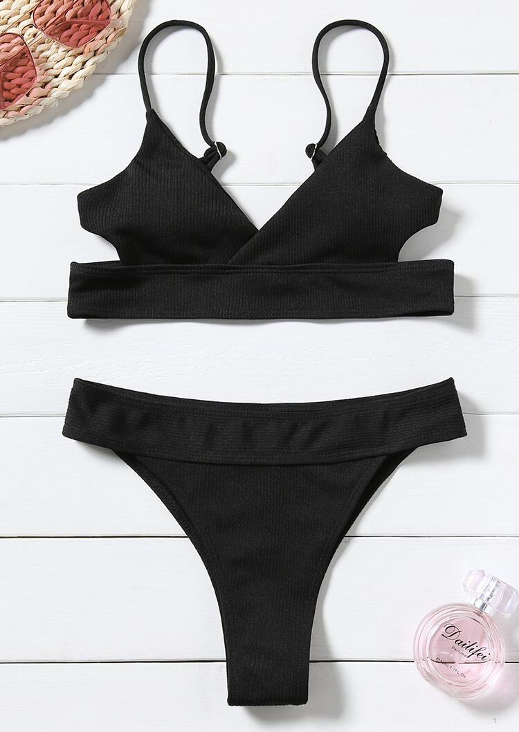 

Bikini Sets Hollow Out Bikini Set in Black. Size