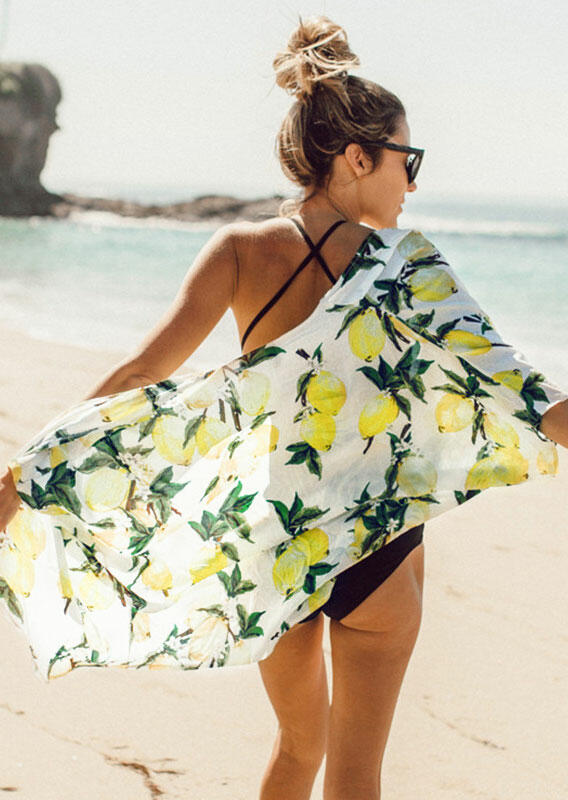 

Cover Ups Lemon Three Quarter Sleeve Cover Up - White. Size: ,XL