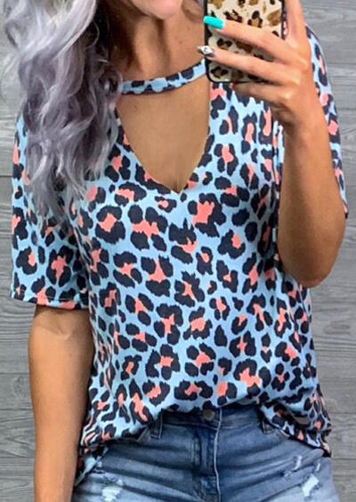 

Blouses Leopard Printed Hollow Out Blouse in Leopard. Size