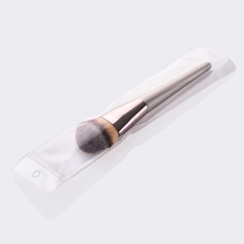 

Makeup Liquid Foundation Brush - Champagne, 449999