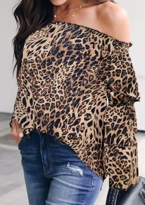 

Leopard Printed Off Shoulder Blouse without Necklace, 449730