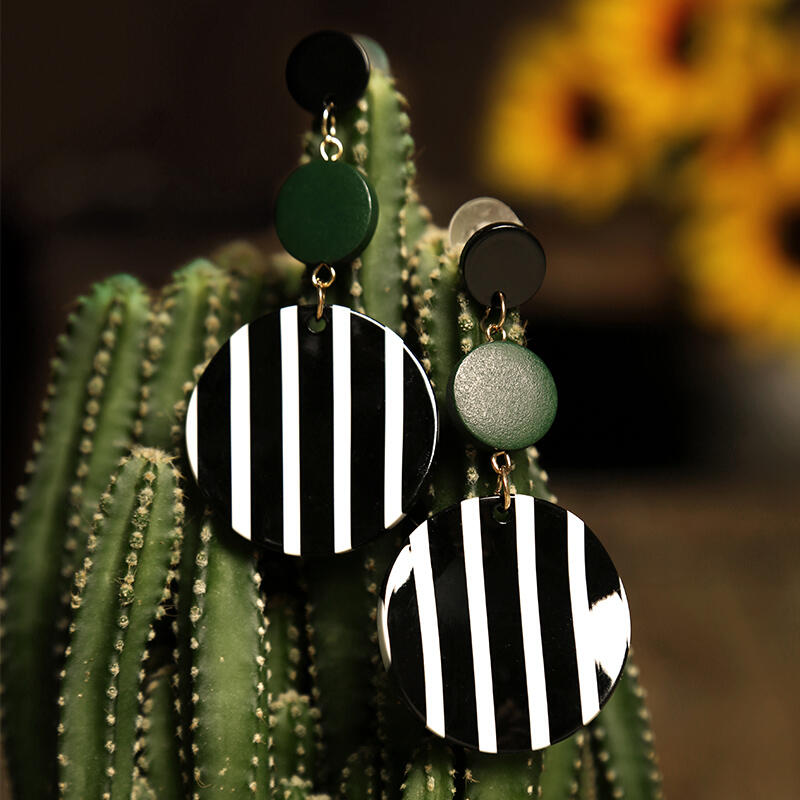 

Striped Round Acrylic Earrings, Red;white, 452825