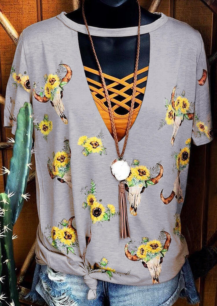 

Blouses Steer Skull Sunflower Hollow Out Blouse without Necklace in Gray. Size