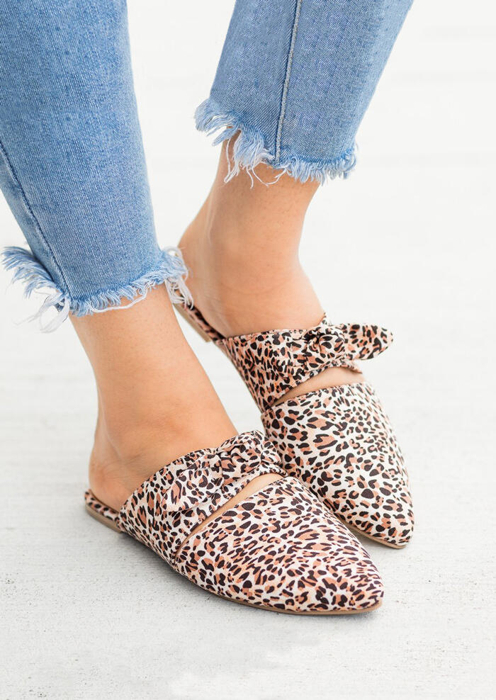 

Leopard Printed Bow Pointed Toe Flat Sandals, 453193