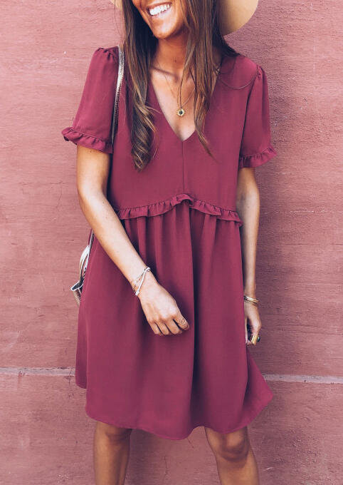 

Solid Ruffled V-Neck Mini Dress without Necklace - Burgundy, 453376