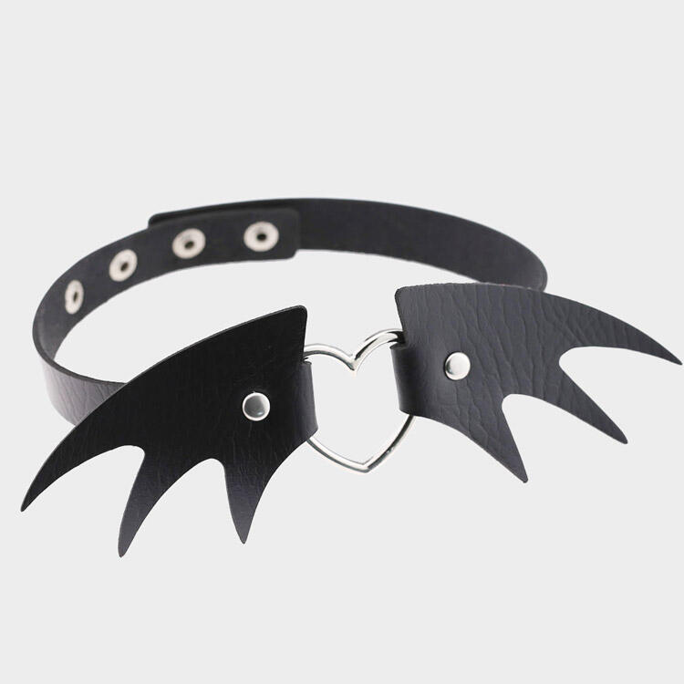 

Halloween Punk PU Leather Heart Buckle Rivet Choker, Black;purple;red, 454721