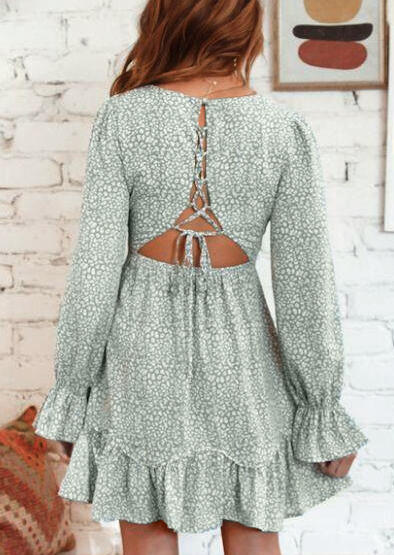 

Ruffled Lace Up Long Sleeve Mini Dress without Necklace - Light Green, 454990