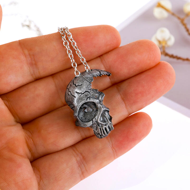 

Necklaces Halloween Half Skull Pendant Gothic Vintage Necklace. Size, #1