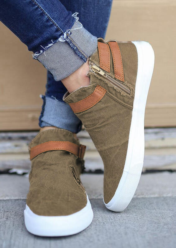 

Sneakers Splicing Buckle Strap Zipper Flat Boots in Blue. Size