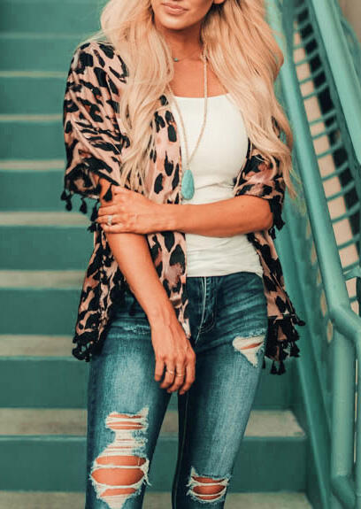 

Cardigans Leopard Printed Tassel Cardigan without Necklace. Size: S,M,,XL