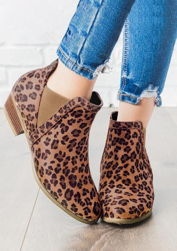 Leopard Printed Round Toe Ankle Boots