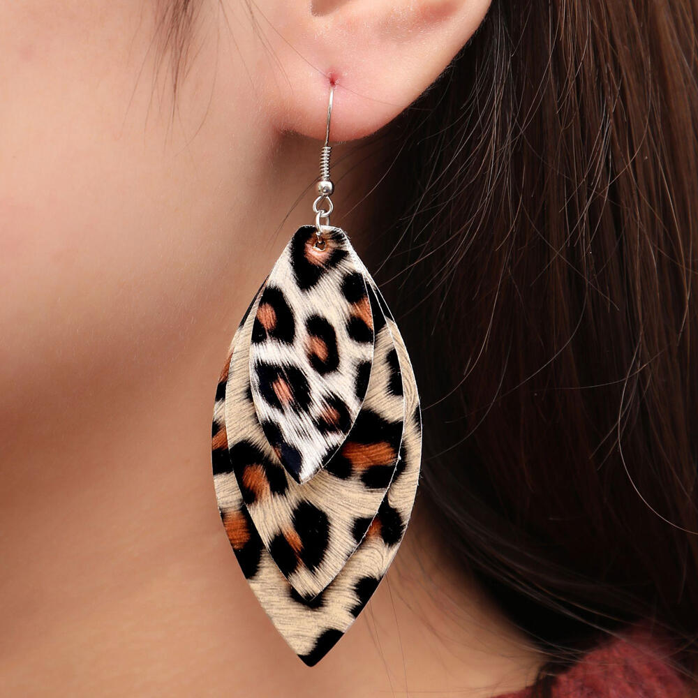 

Earrings Leopard Printed Three-Layered PU Leather Earrings. Size