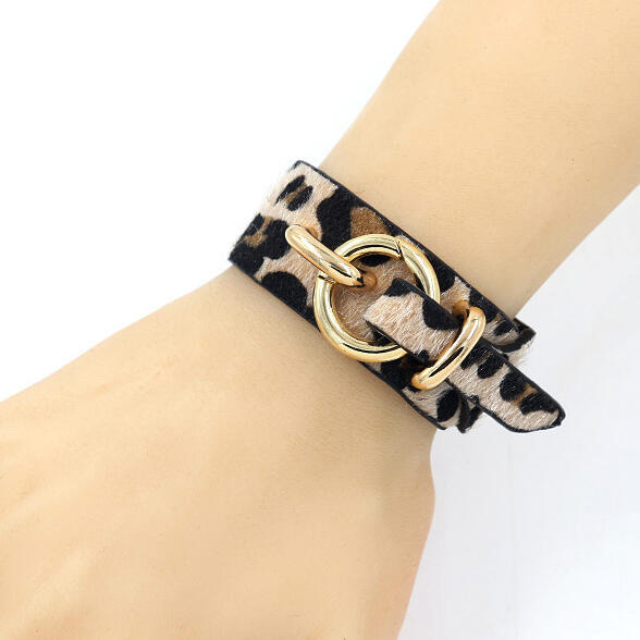 

Bracelet Double-Sided Leopard Printed Faux Fur Leather Bracelet. Size, Darkcoffee