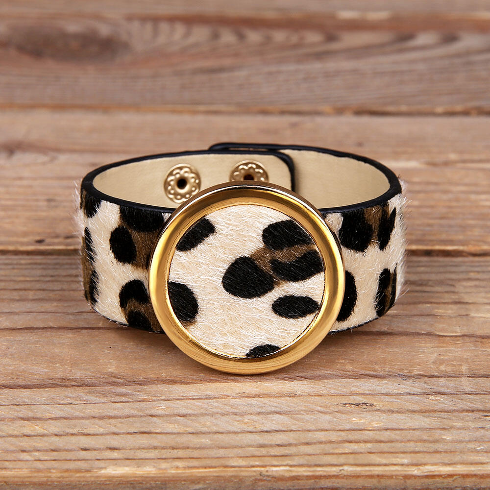 

Leopard Printed Faux Fur PU Leather Bracelet, White;lightcoffee;darkcoffee, 457428