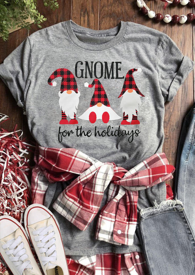 T-shirts Tees Gnome For The Holidays Plaid Printed T-Shirt Tee - Light Grey in Gray. Size: S