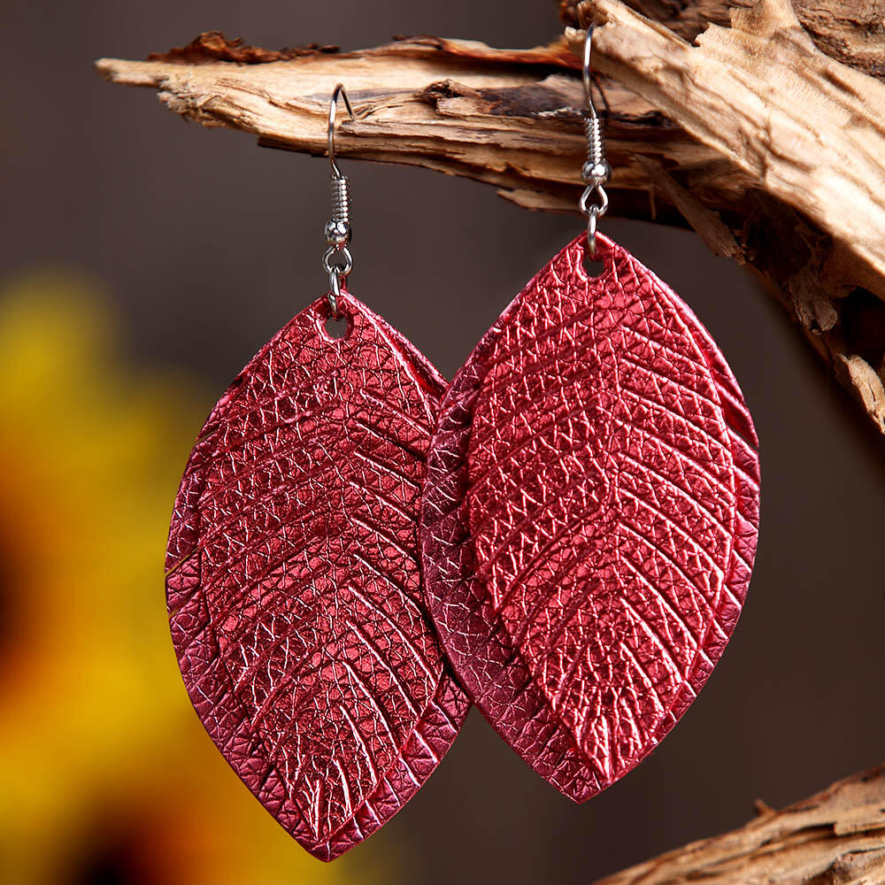 

Earrings Leaf Dual-Layered Earrings. Size, Gold