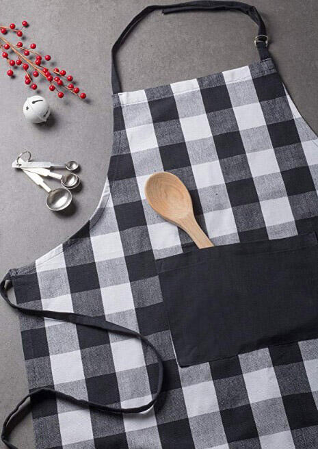 

Christmas Plaid Pocket Adjustable Strap Apron, Black;red, 459760
