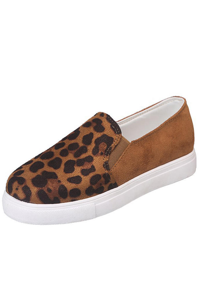 Leopard Printed Round Toe Flat Sneakers - Fairyseason