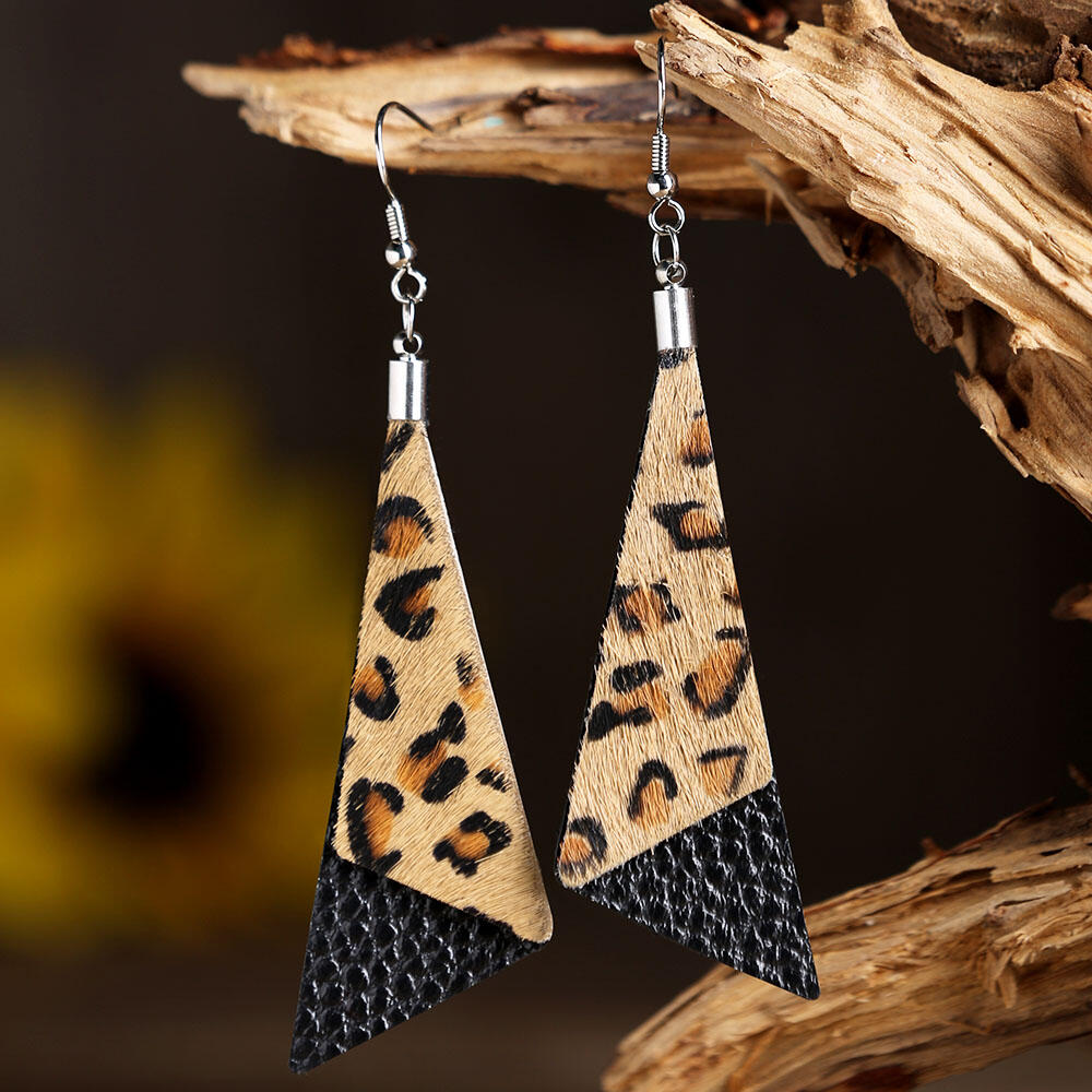 

Leopard Printed Triangle-Shaped Leather Earrings, Black;coffee, 460306