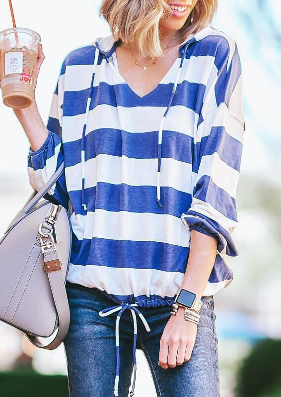 

Hoodies & Sweatshirts Color Block Striped Printed Splicing Drawstring Tie Hoodie without Necklace - Blue. Size: S,M,,XL