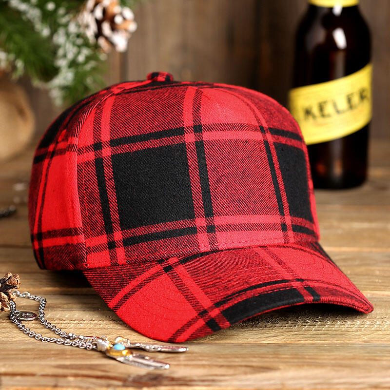 

Hats Plaid Adjustable Buckle Strap Baseball Hat in Red. Size