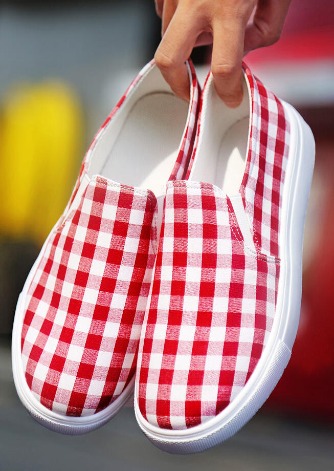 

Red and White Checkered Slip-On Shoes, Plaid Round Toe Flat Sneakers