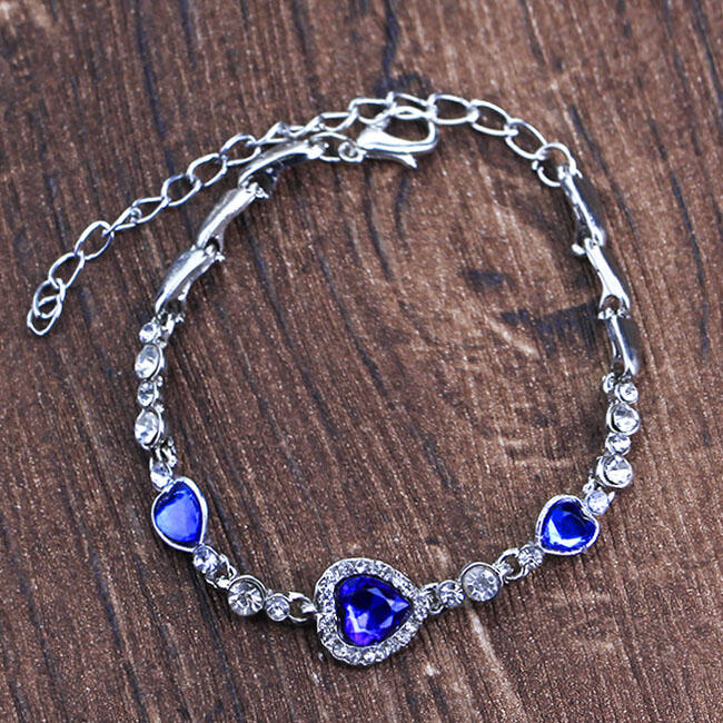 

Bracelet Women's Love Heart Rhinestone Bracelet. Size, Blue