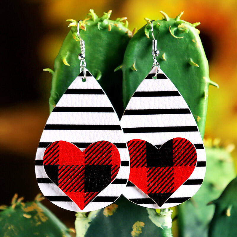 

Plaid Striped Love Heart PU Leather Earrings, Green;red;stripe, 462994