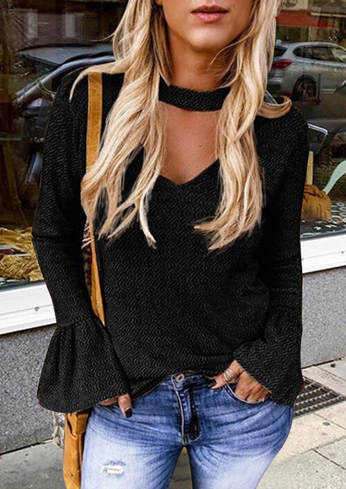 

Blouses Geometric Printed Hollow Out V-Neck Blouse - Black. Size