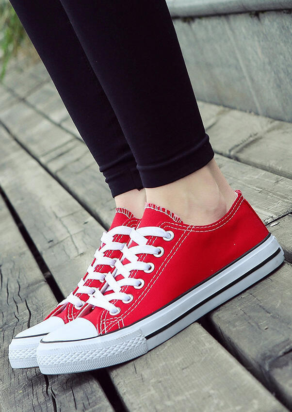 

Red Low Top Lace Up Sneakers, Black