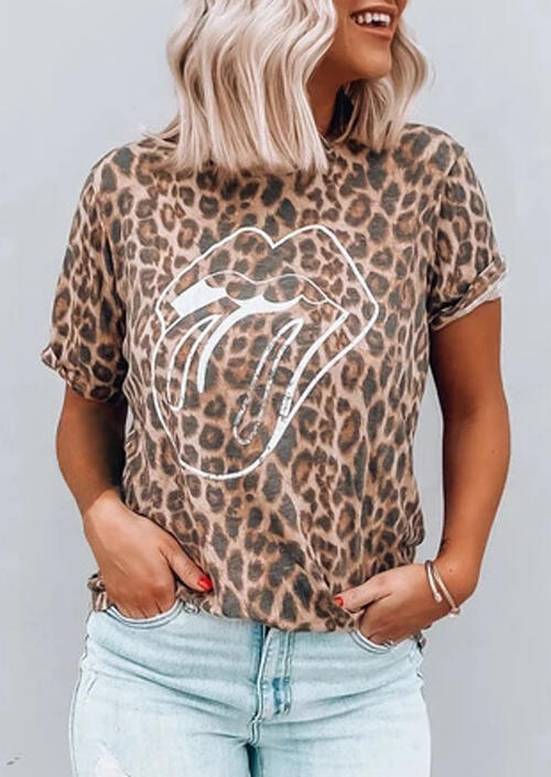 

T-shirts Tees Leopard Printed Lips T-Shirt Tee in Leopard. Size
