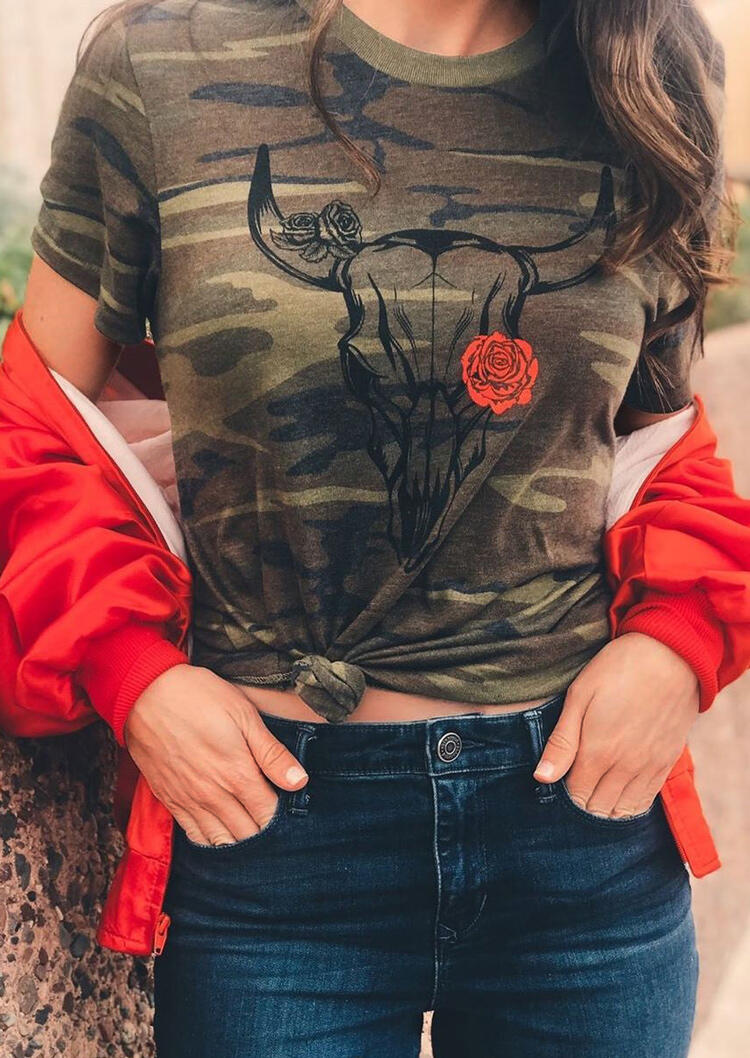 

Tees T-shirts Camouflage Floral Steer Skull T-Shirt Tee in Army Green. Size
