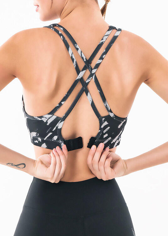 

Presale - Printed Criss-Cross Yoga Sports Bra - Black, 467455