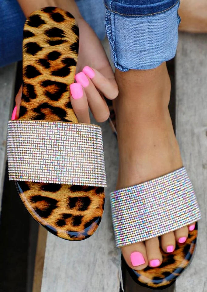 

Slippers Leopard Rhinestone Flat Slippers in Leopard. Size