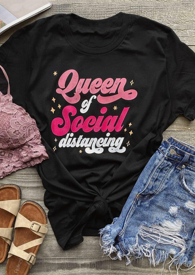 

Tees T-shirts Queen Of Social Distancing T-Shirt Tee in Black. Size: ,M