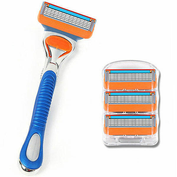 

Men's Razor Handle + 4 Blade Refills, Multicolor