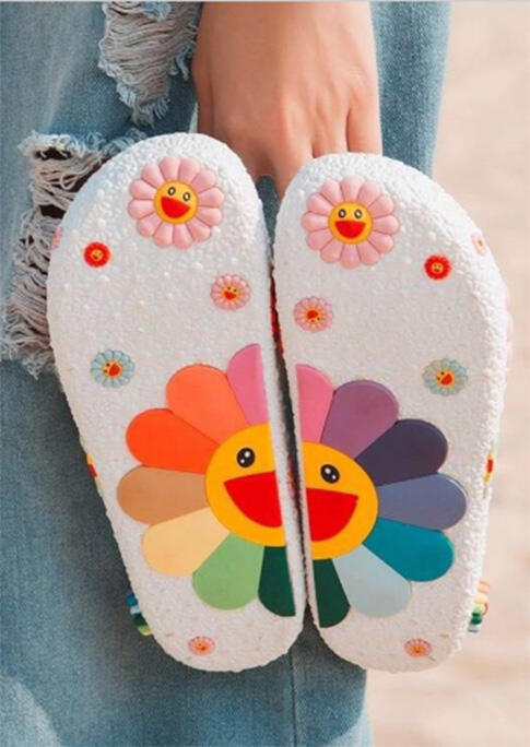 

Sunflower Smile Face Flat Slippers, White, 469404