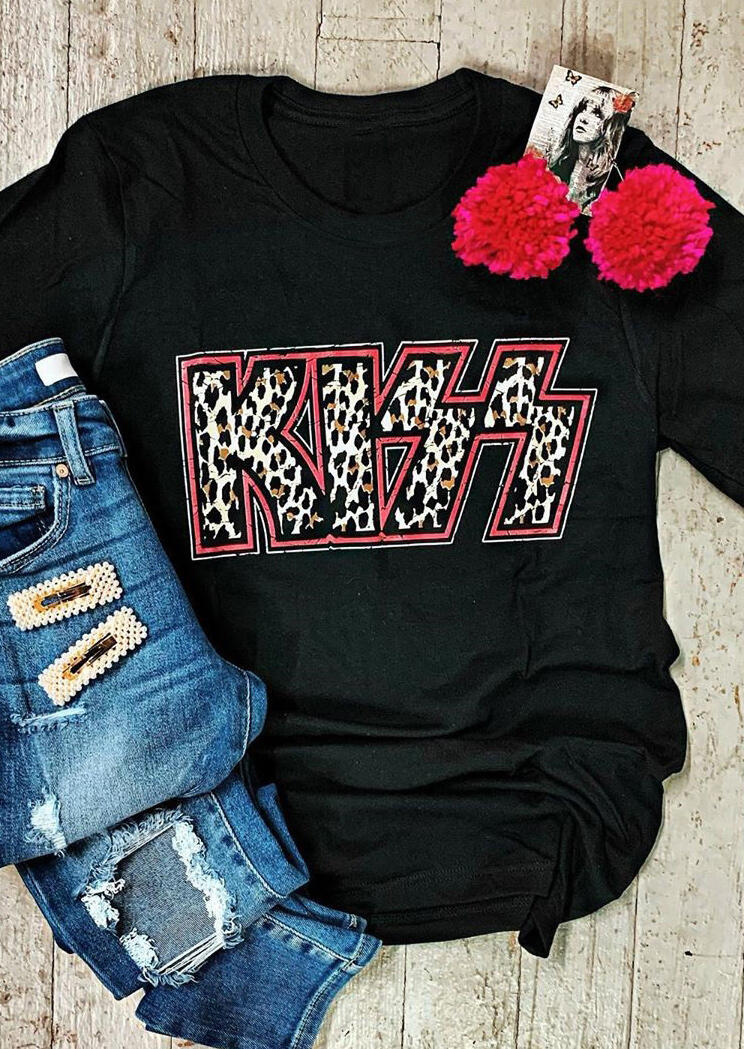 

Tees T-shirts Leopard Kiss O-Neck T-Shirt Tee in Black. Size