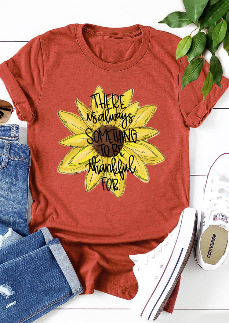 

T-shirts Sunflower Something To Be Thankful For T-Shirt Tee in Brick Red. Size