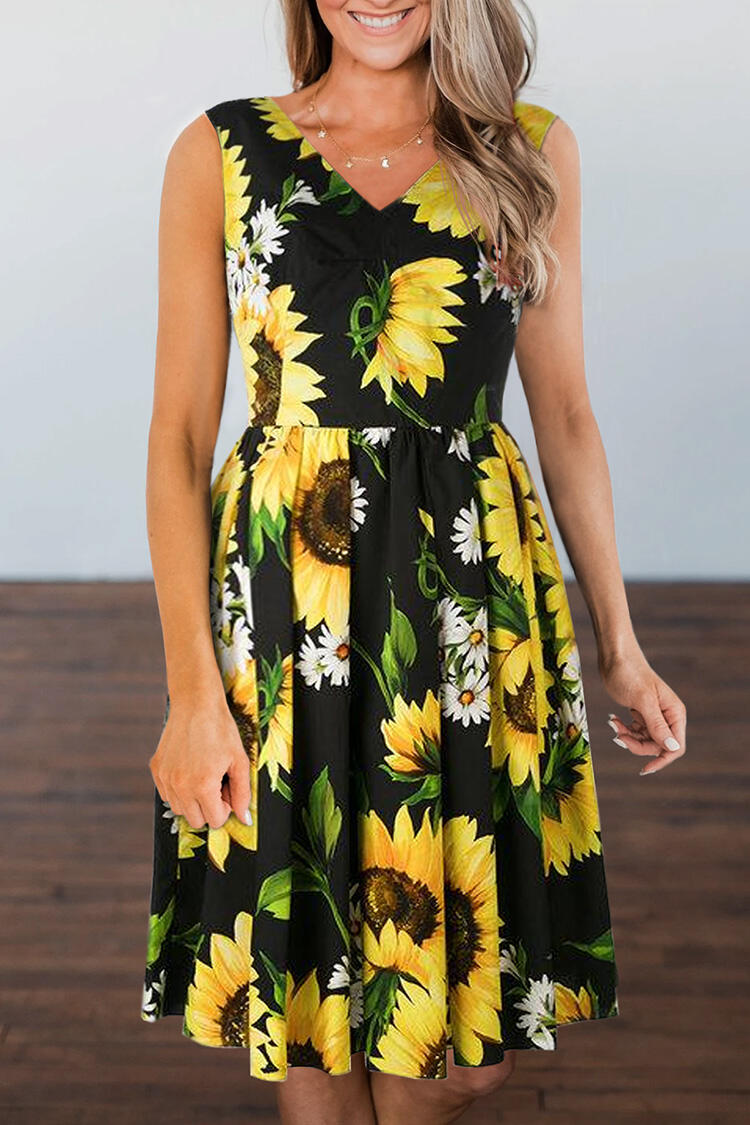 

Presale - Sunflower Ruffled V-Neck Mini Dress - Black, 470060