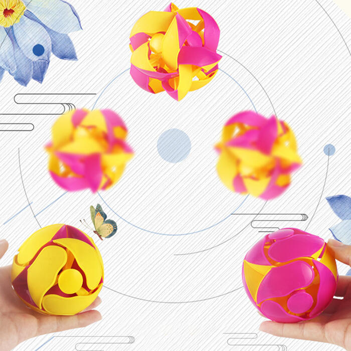 

Hobbies and Toys Portable Magical Color Flipping Toy, Random