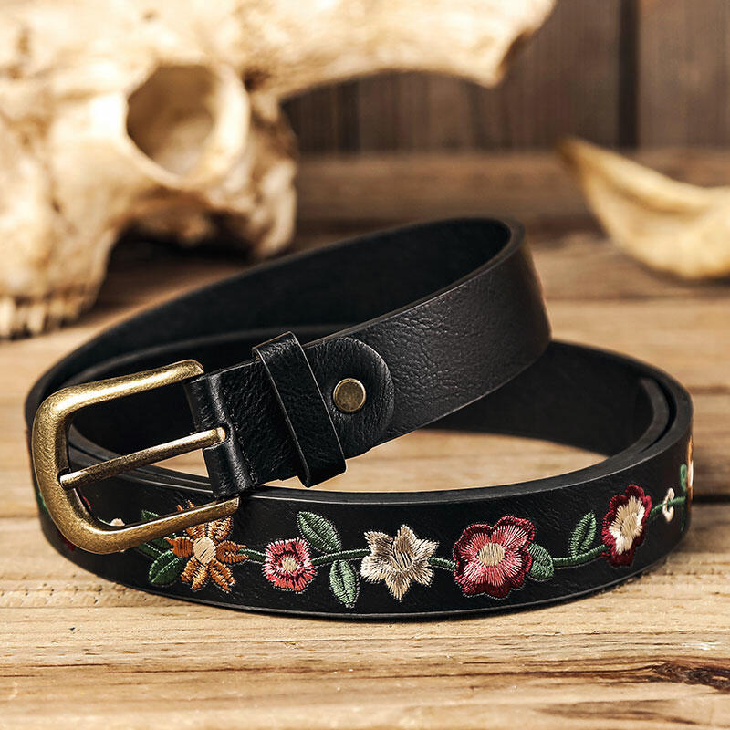 

Belts Vintage Embroidered Flower PU Leather Belt in Black. Size