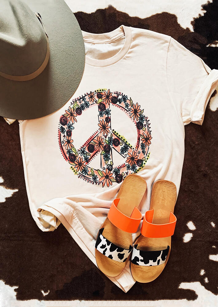 

Tees T-shirts Peace Symbol Floral T-Shirt Tee in Light Yellow. Size