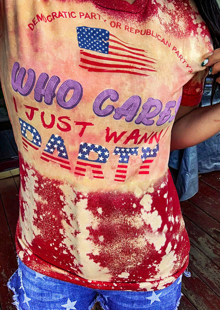 

Blouses Who Cares I Just Wanna American Flag Blouse in Red. Size: ,L