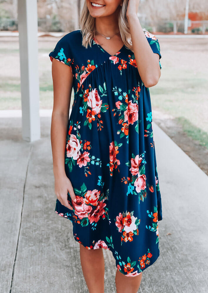 

Floral Ruffled Hollow Out Mini Dress without Necklace - Navy Blue, 471710