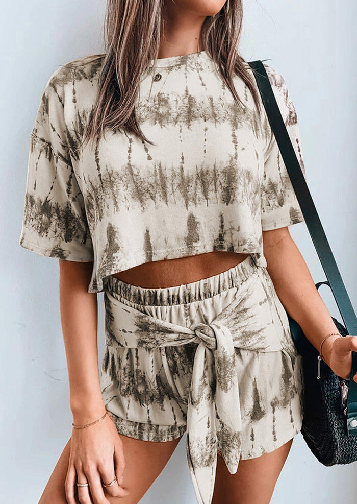 

Two-Piece Sets Tie Dye T-Shirt Tee And Tie Shorts without Necklace in White. Size: ,XL